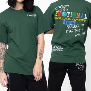 Broken promises Crew T-Shirt